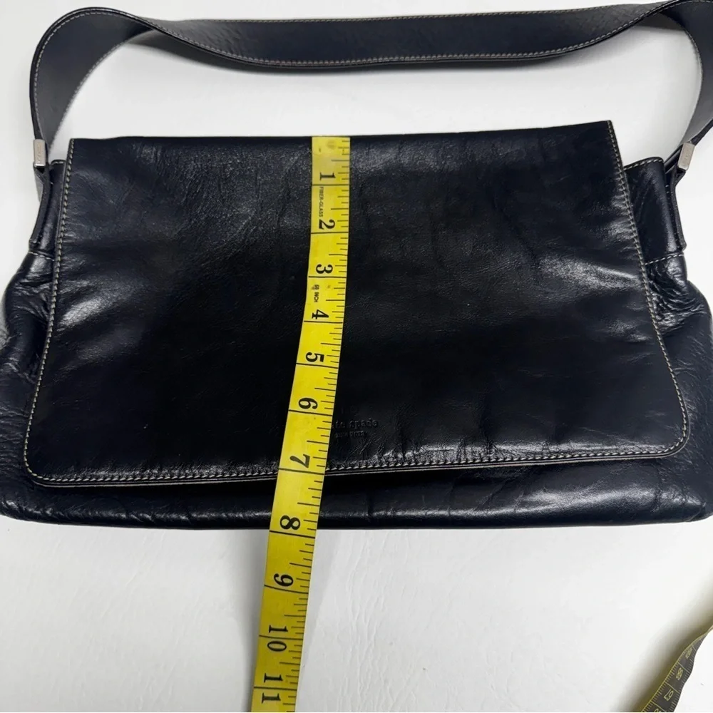 Kate Spade made in Italy vintage shoulder Black Leather women’s Bag
